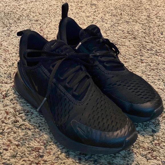 27c nike black